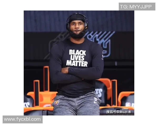 昔日王者詹姆斯状态下滑，何去何从？